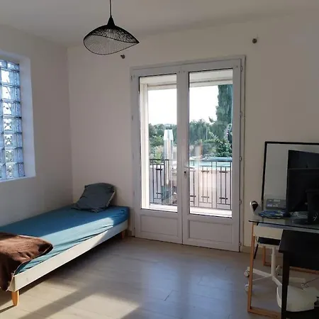 Maison Lumineuse Avec Jardin Au Calme Semesterbostad Le Crès